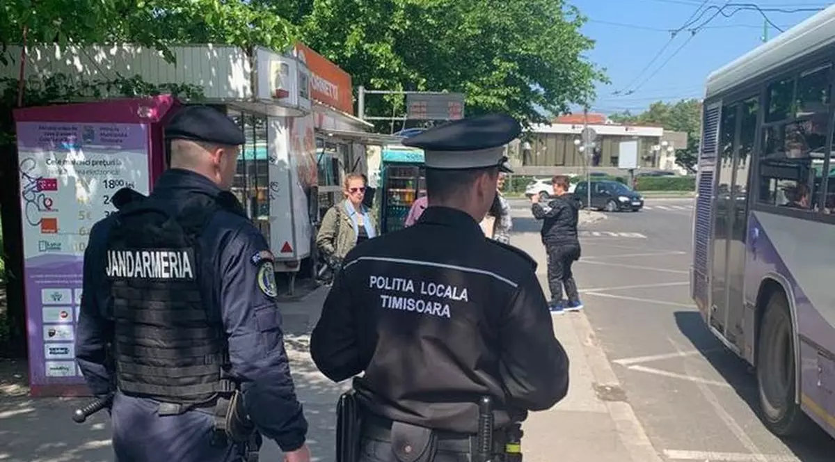 Fațade lăsate în paragină, lucrări fără autorizație și mizerie la pubele. Aproape 160 de sancțiuni aplicate asociațiilor de proprietari din Timișoara