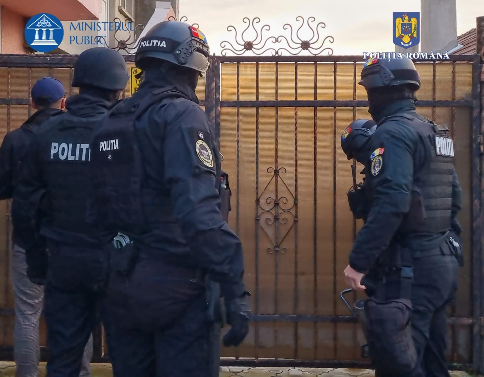 Percheziții în Timiș într-un dosar de braconaj. Doi polițiști și un medic stomatolog, printre persoanele vizate