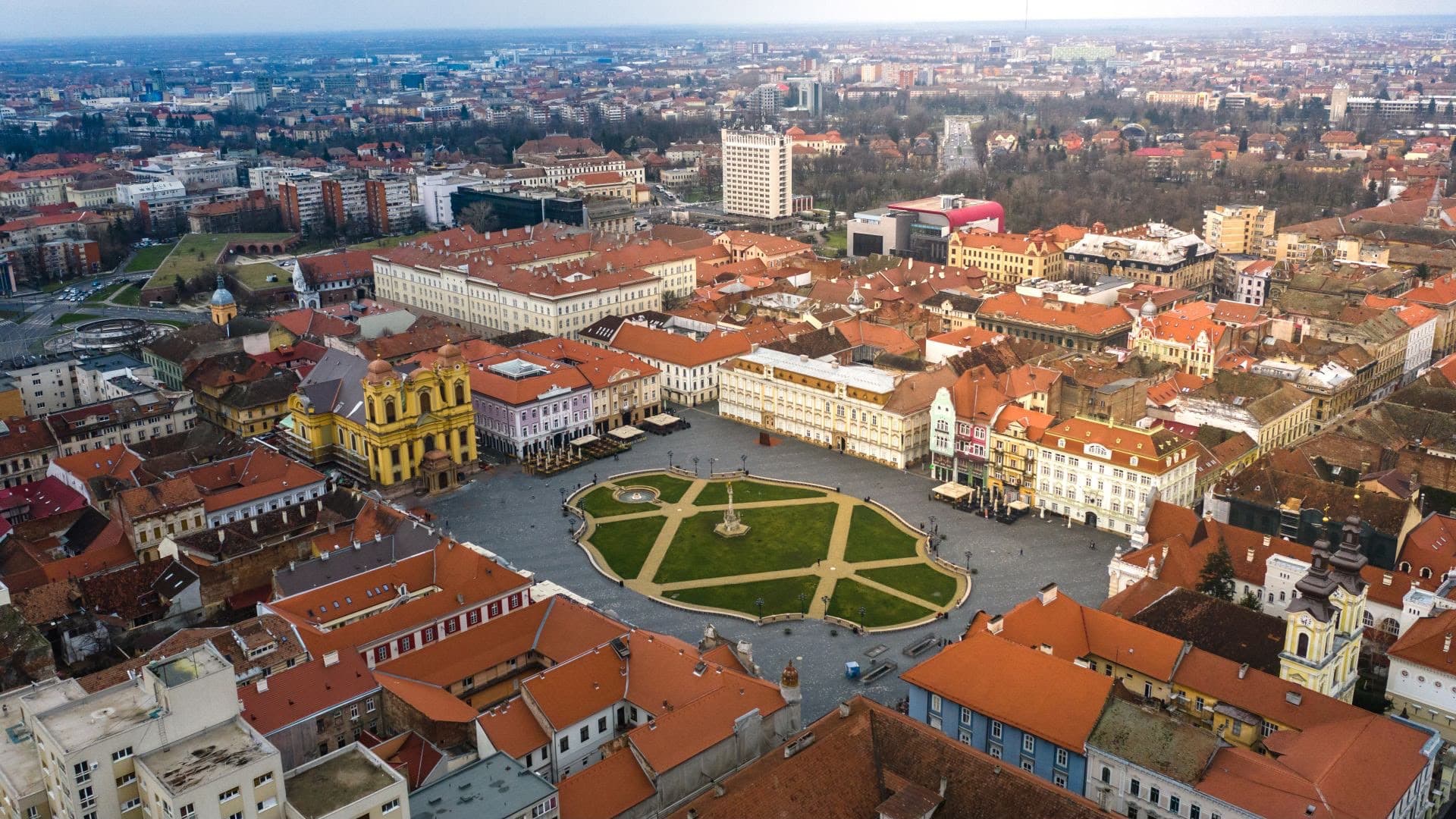 Salarii de peste 1.000 de euro și locuințe mai accesibile. Timișoara, printre orașele avantajoase din România