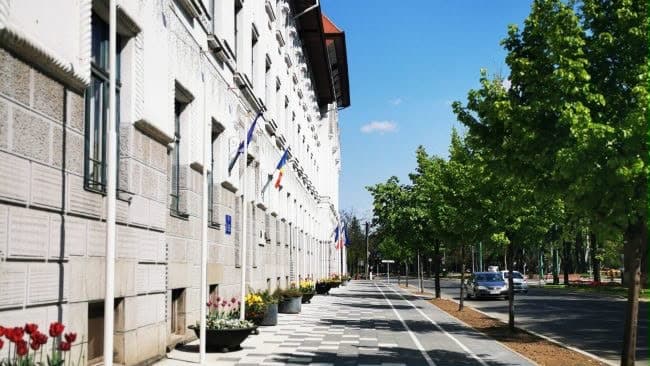 Tribunalul Timiș suspendă concedierea a șase funcționari din Primăria Timișoara. Decizia este executorie