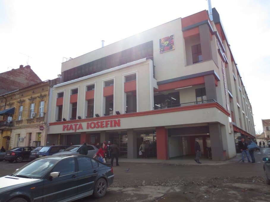 Controale ample în piețele din Timișoara: peste 500 de amenzi aplicate. O bătaie între doi frați, oprită de polițiștii locali